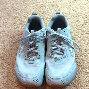 Altra women's shoes fast track 5